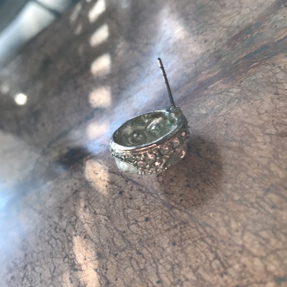 Bling! Vintage Icy Blingy Rhinestone Earrings - Picture 8 of 9